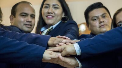 行政書士と中小企業診断士のダブルライセンスの年収や利点を解説！